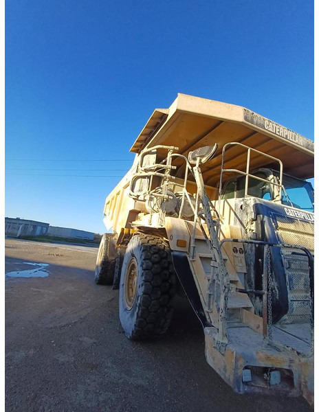 Caterpillar 775F - Dumper: foto 4 Caterpillar 775F - Dumper: foto 4