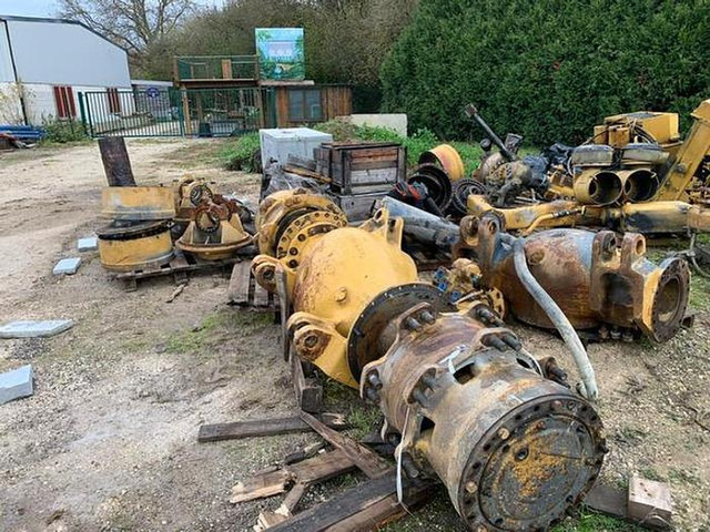 Caterpillar Cat 769 C Cat 771D and Cat 773B pour piece / for parts - - Eixo e peças: foto 3 Caterpillar Cat 769 C Cat 771D and Cat 773B pour piece / for parts - - Eixo e peças: foto 3