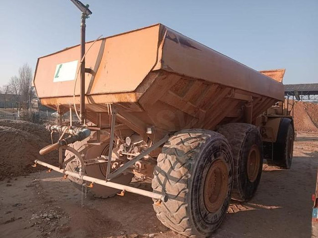 Caterpillar D350C - - Dumper: foto 4 Caterpillar D350C - - Dumper: foto 4