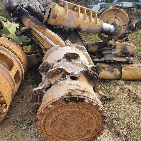 Caterpillar HG/08 VERRIN BENNE 769C 769D 771C 771D - - Eixo e peças: foto 1 Caterpillar HG/08 VERRIN BENNE 769C 769D 771C 771D - - Eixo e peças: foto 1