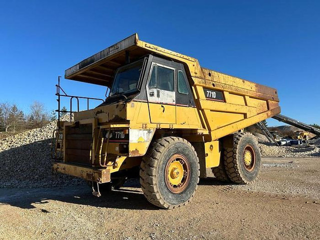 Caterpillar - Dumper: foto 4 Caterpillar - Dumper: foto 4