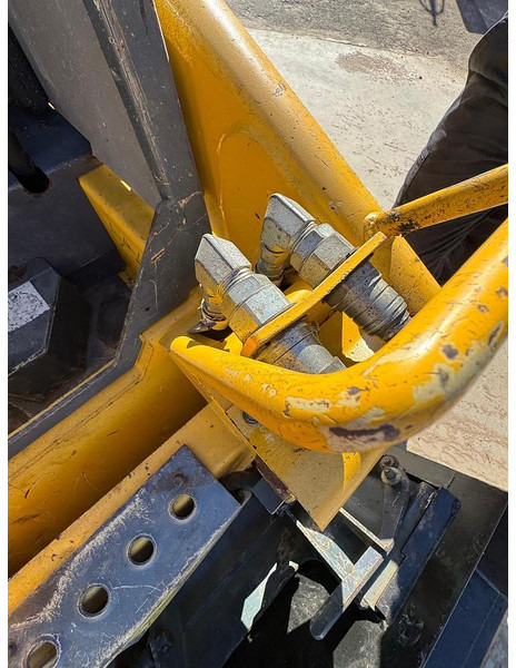 Gehl 1640 - Mini pá carregadora: foto 5 Gehl 1640 - Mini pá carregadora: foto 5