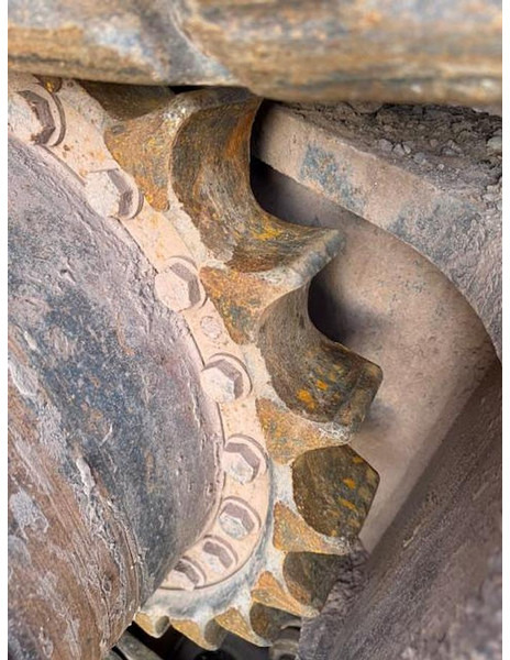 Hitachi ZX650LCH - Escavadora de rastos: foto 4 Hitachi ZX650LCH - Escavadora de rastos: foto 4