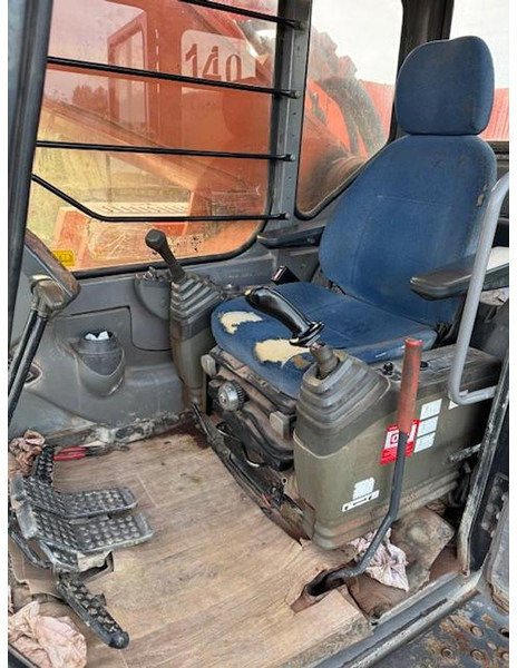 Hitachi ZX650LCH - Escavadora de rastos: foto 5 Hitachi ZX650LCH - Escavadora de rastos: foto 5