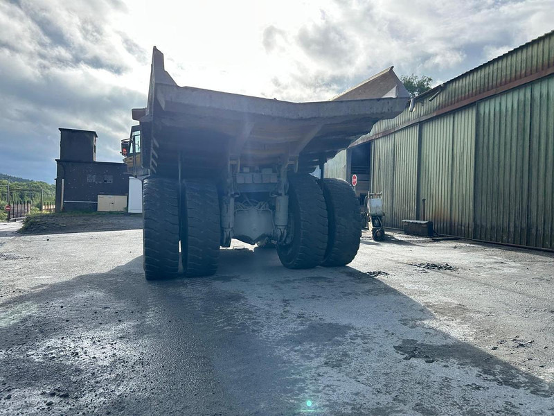Komatsu HD605-7 - Dumper: foto 4 Komatsu HD605-7 - Dumper: foto 4