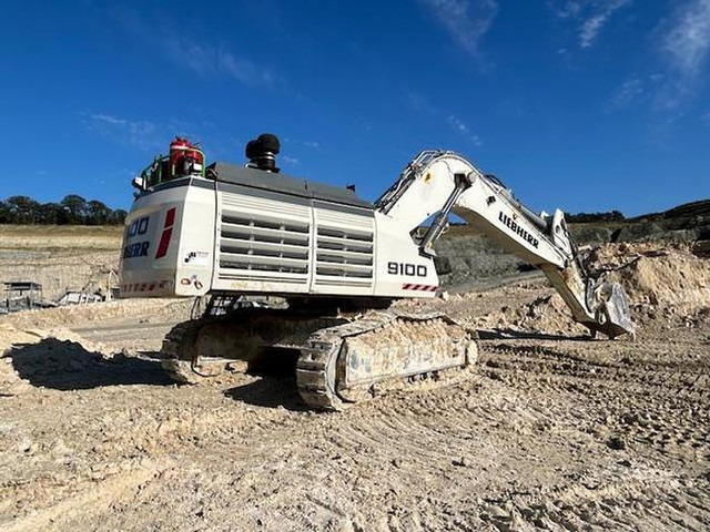 Liebherr R9100 - Escavadeira: foto 1 Liebherr R9100 - Escavadeira: foto 1