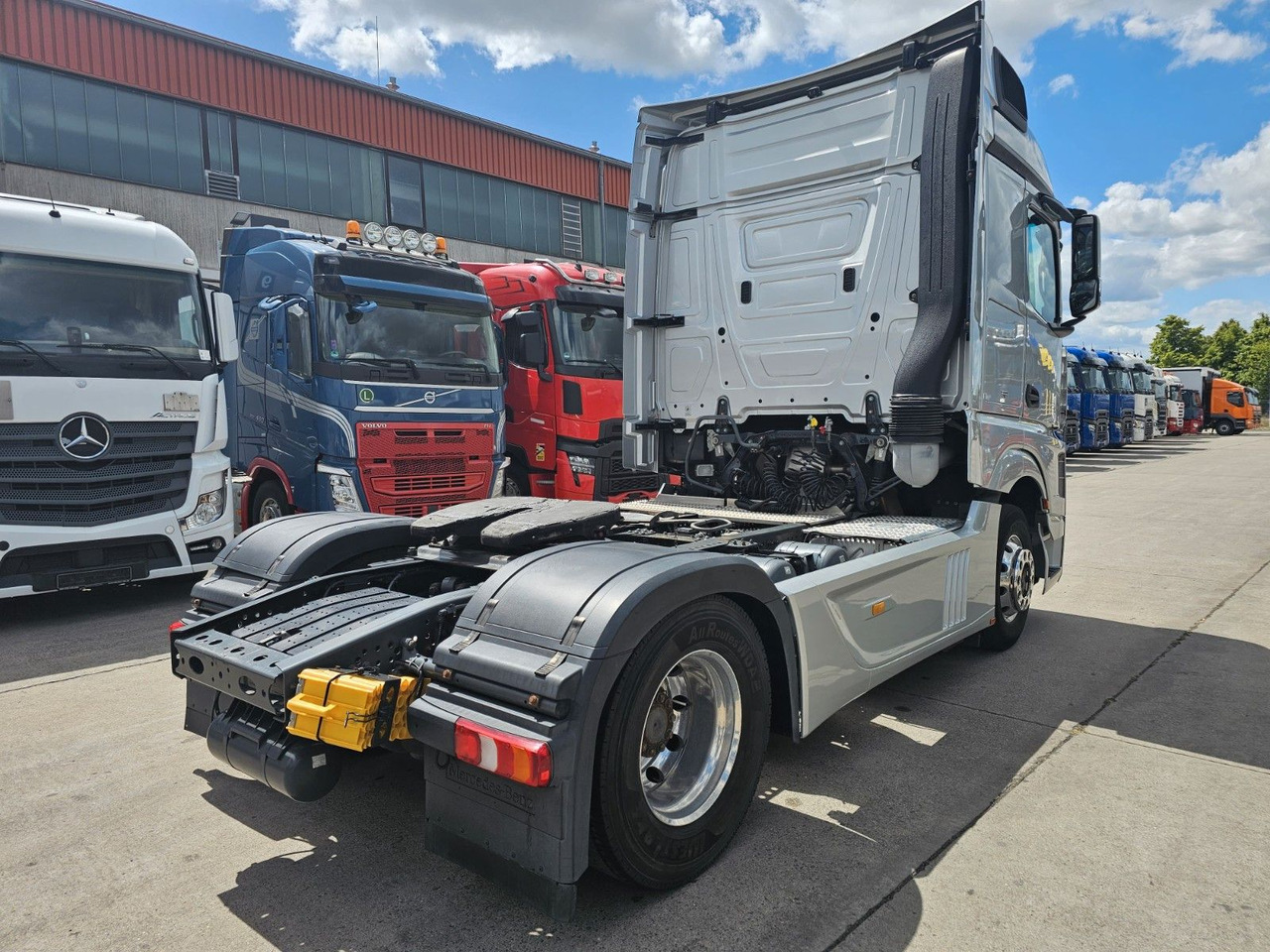 Mercedes-Benz ACTROS 1851 * 2X VORHANDEN * ACC * STANDH. *EUR5 - Tractor: foto 5 Mercedes-Benz ACTROS 1851 * 2X VORHANDEN * ACC * STANDH. *EUR5 - Tractor: foto 5