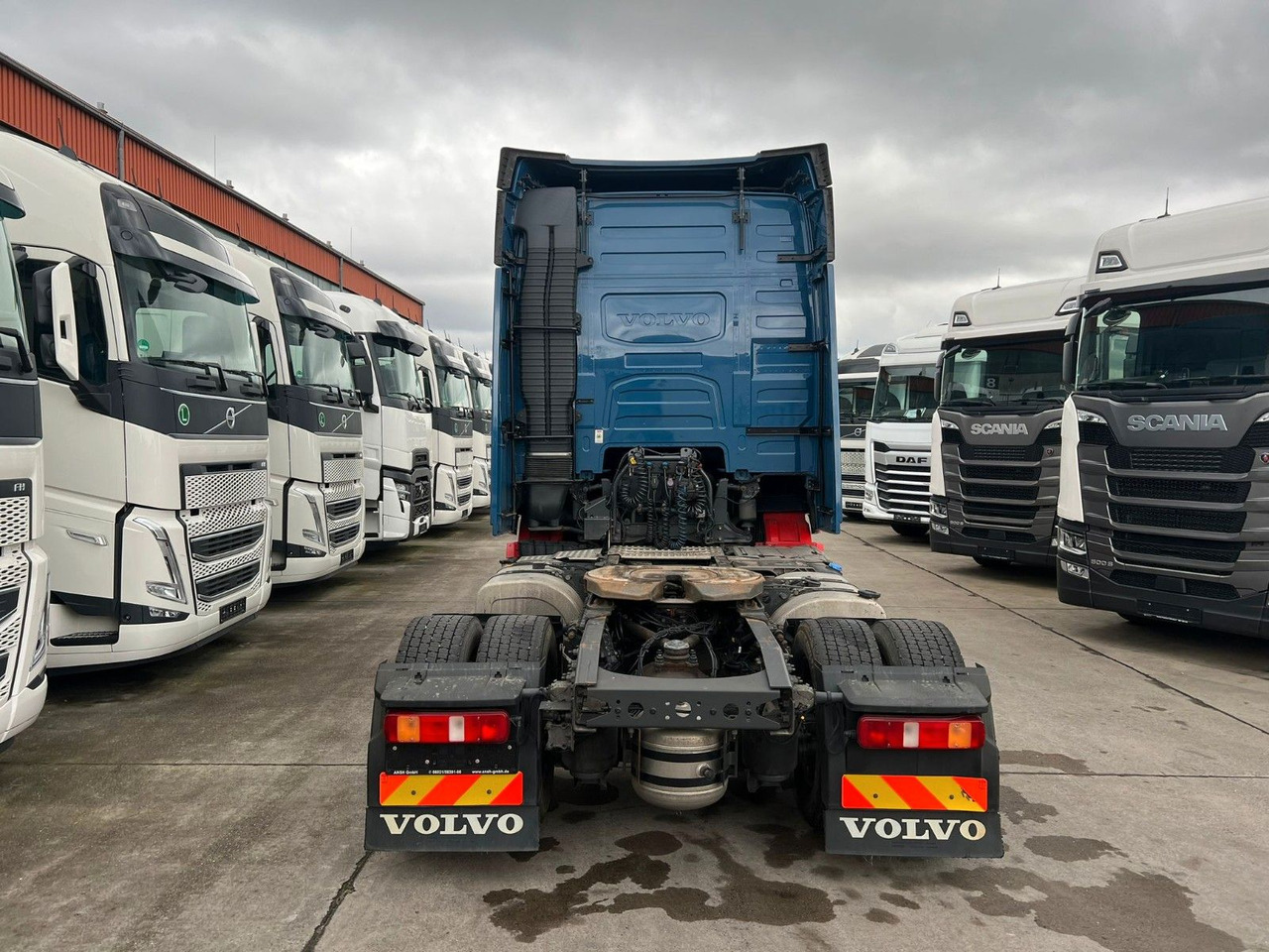 Volvo FH 460 * ACC * ALCOA *LEDER* RETAR * 1 HAND * - Tractor: foto 5 Volvo FH 460 * ACC * ALCOA *LEDER* RETAR * 1 HAND * - Tractor: foto 5