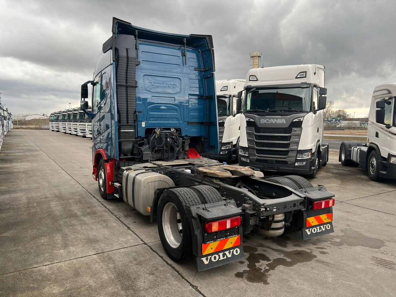 Volvo FH 460 * ACC * ALCOA *LEDER* RETAR * 1 HAND * - Tractor: foto 4 Volvo FH 460 * ACC * ALCOA *LEDER* RETAR * 1 HAND * - Tractor: foto 4