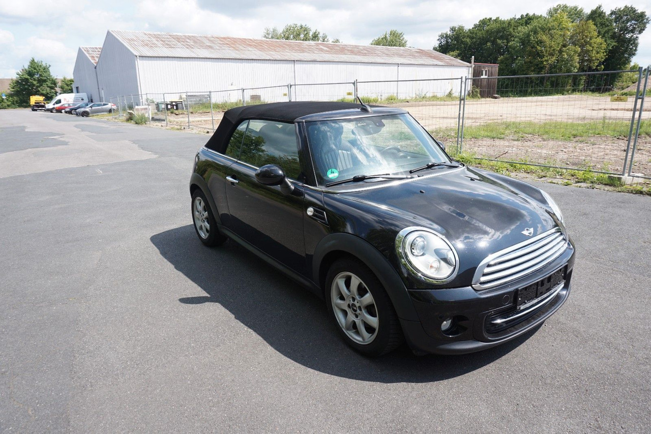 MINI Cooper Cabrio/ Leder - Automóvel: foto 2 MINI Cooper Cabrio/ Leder - Automóvel: foto 2