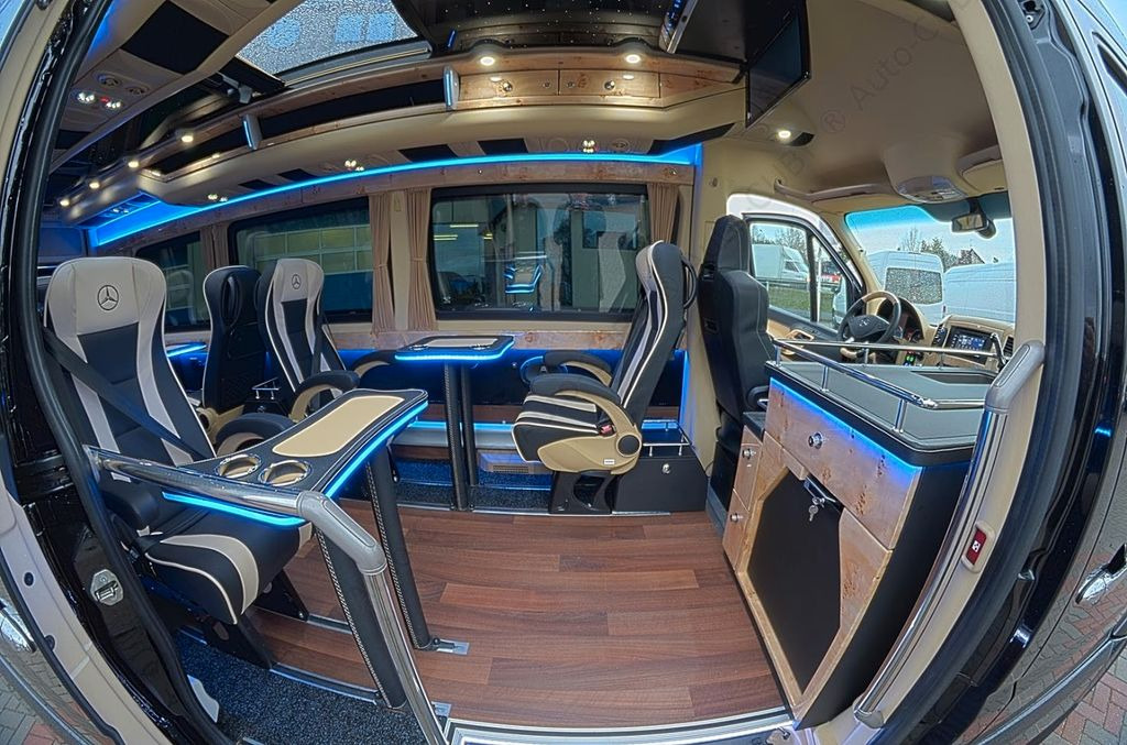 Mercedes-Benz Sprinter 319 VIP 8+1 Mercedes-Benz Sprinter 319 VIP 8+1 - Minibus, Furgão de passageiros: foto 2 Mercedes-Benz Sprinter 319 VIP 8+1 Mercedes-Benz Sprinter 319 VIP 8+1 - Minibus, Furgão de passageiros: foto 2