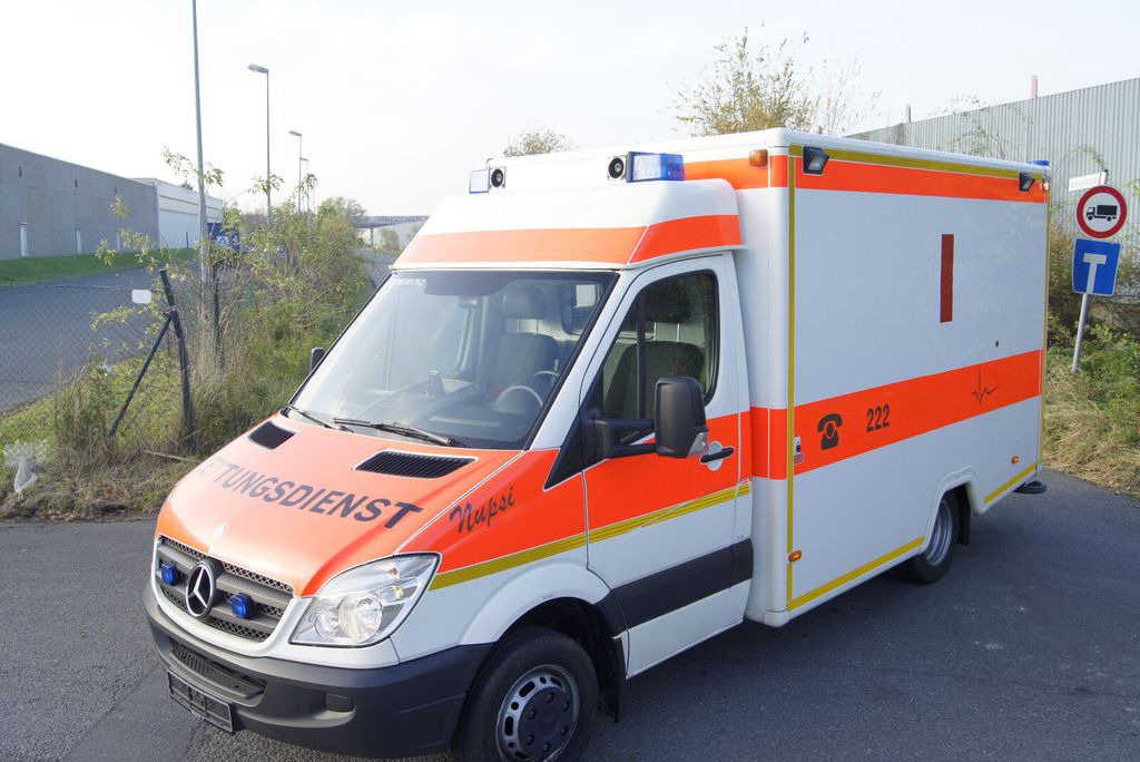 Mercedes-Benz Sprinter 516 WAS - Ambulância: foto 1 Mercedes-Benz Sprinter 516 WAS - Ambulância: foto 1