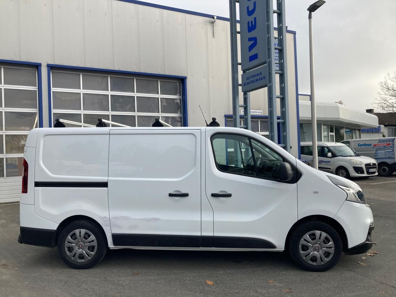 Fiat Talento SX 1.6 Ecojet (L1H1) Euro6 Klima AHK ZV Fiat Talento SX 1.6 Ecojet (L1H1) Euro6 Klima AHK ZV - Furgão compacto: foto 3 Fiat Talento SX 1.6 Ecojet (L1H1) Euro6 Klima AHK ZV Fiat Talento SX 1.6 Ecojet (L1H1) Euro6 Klima AHK ZV - Furgão compacto: foto 3