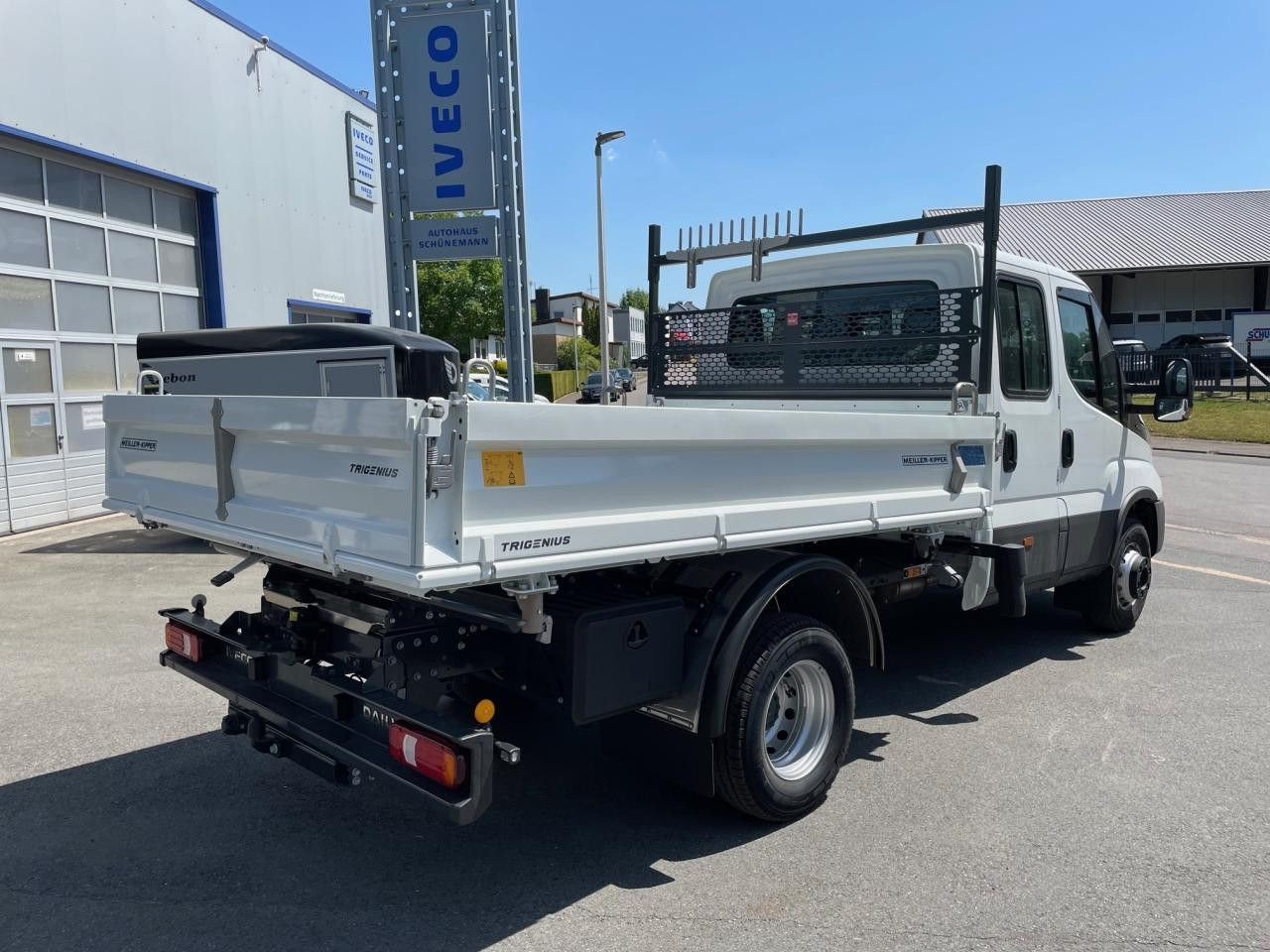 Iveco Daily 70C18H DK - Carrinha basculante: foto 4 Iveco Daily 70C18H DK - Carrinha basculante: foto 4