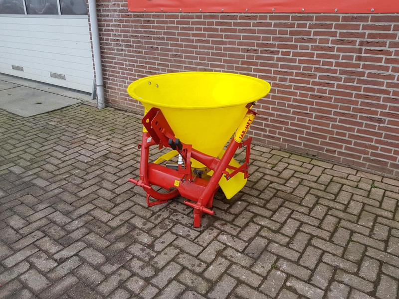 Jarmet Zoutstrooier - Distribuidor de fertilizantes: foto 2 Jarmet Zoutstrooier - Distribuidor de fertilizantes: foto 2