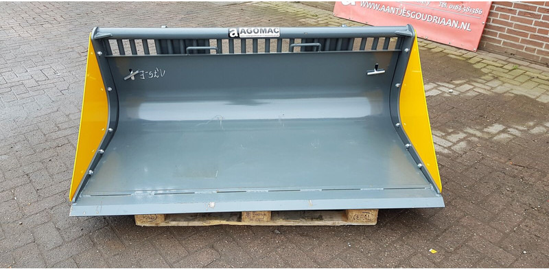 Onbekend Puinbak - Balde: foto 1 Onbekend Puinbak - Balde: foto 1