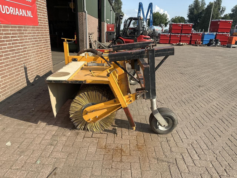 Onbekend Rolbezem - Vassoura: foto 3 Onbekend Rolbezem - Vassoura: foto 3