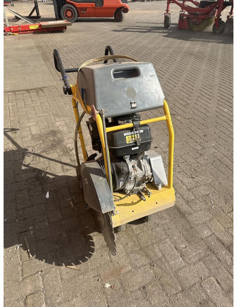 WACKER NEUSON BFS 1345 - Máquina de asfalto: foto 4 WACKER NEUSON BFS 1345 - Máquina de asfalto: foto 4