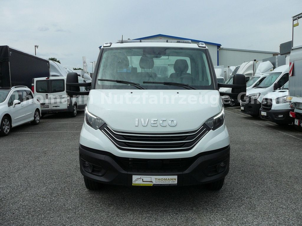 Iveco DAILY 70C18 Schiebeplateu Hubbrille Luftfed Navi Iveco DAILY 70C18 Schiebeplateu Hubbrille Luftfed Navi - Caminhão reboque, Veículo comercial: foto 4 Iveco DAILY 70C18 Schiebeplateu Hubbrille Luftfed Navi Iveco DAILY 70C18 Schiebeplateu Hubbrille Luftfed Navi - Caminhão reboque, Veículo comercial: foto 4