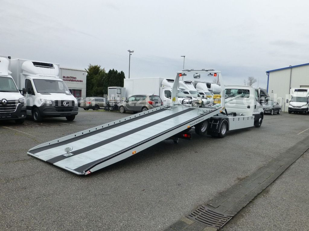 Iveco DAILY 72C18 Schiebeplateu Luftfed Navi - Caminhão reboque, Veículo comercial: foto 3 Iveco DAILY 72C18 Schiebeplateu Luftfed Navi - Caminhão reboque, Veículo comercial: foto 3