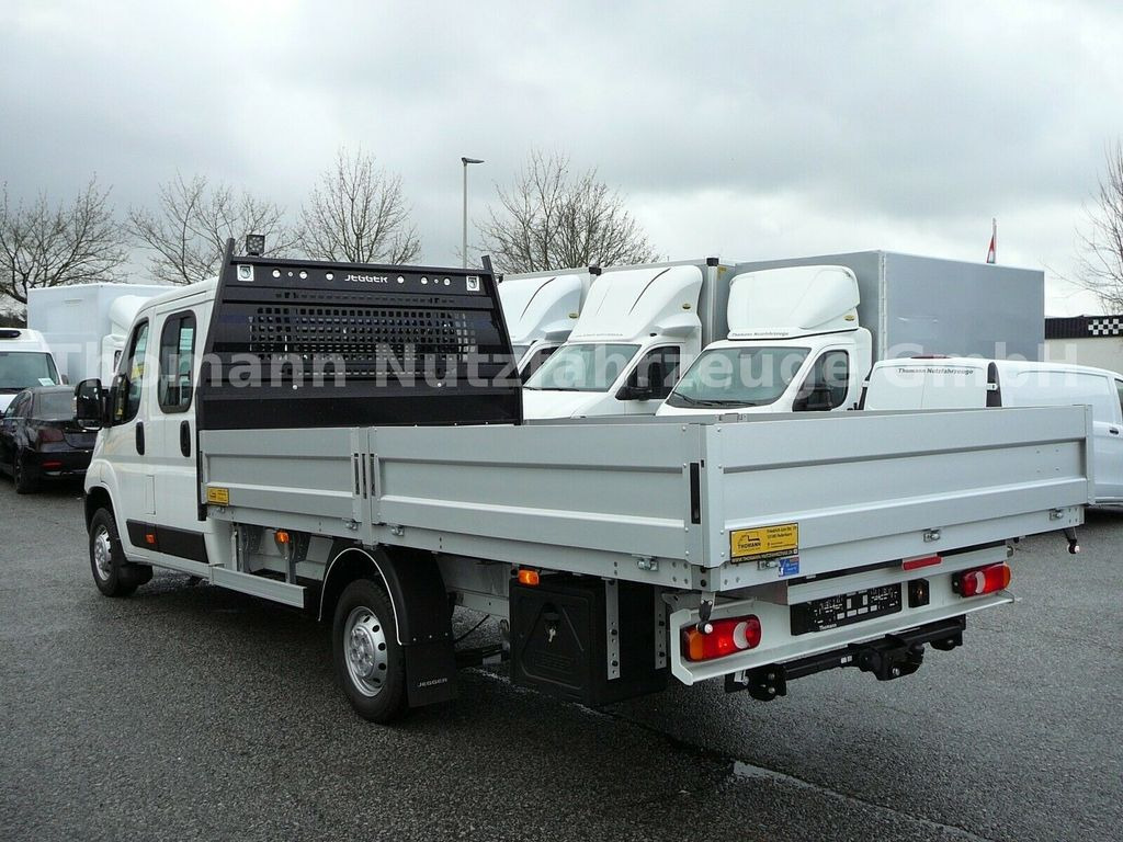 Peugeot Boxer Pritsche 7 Sitzer Klimaaut. Luftfederung Peugeot Boxer Pritsche 7 Sitzer Klimaaut. Luftfederung - Carrinha de caixa aberta, Carrinha cabine dupla: foto 5 Peugeot Boxer Pritsche 7 Sitzer Klimaaut. Luftfederung Peugeot Boxer Pritsche 7 Sitzer Klimaaut. Luftfederung - Carrinha de caixa aberta, Carrinha cabine dupla: foto 5