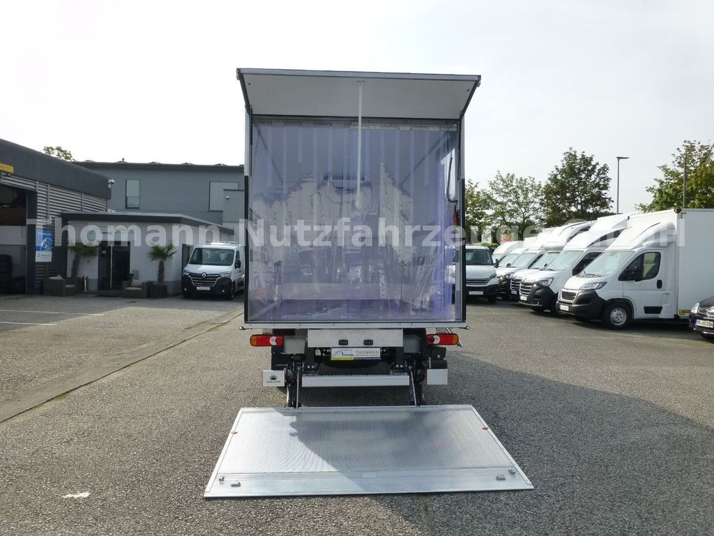 Fotografia de interior 1: Carrinha frigorífica novo Renault Master by Trucks Kühlkoffer LBW Xarios 300 GH Renault Master by Trucks Kühlkoffer LBW Xarios 300 GH Fotografia de interior 1: Carrinha frigorífica novo Renault Master by Trucks Kühlkoffer LBW Xarios 300 GH Renault Master by Trucks Kühlkoffer LBW Xarios 300 GH