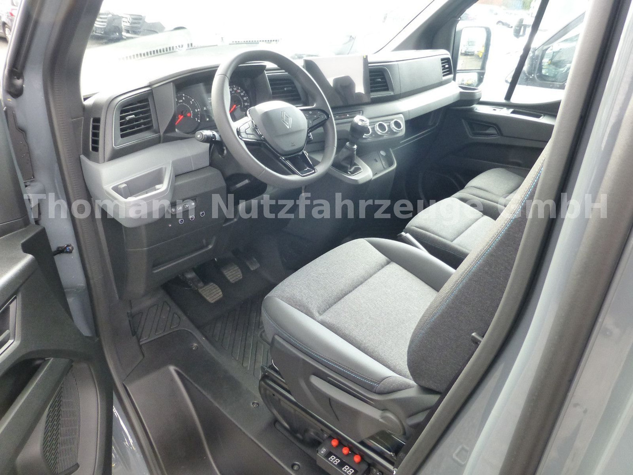 Caminhão reboque novo Renault NEW Master 2025 Autotransporter NAVI Luft Fed.: foto 13