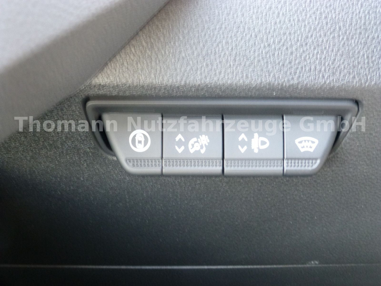 Carrinha frigorífica Renault NEW Master Kühlkastenwagen Xarios 300 GH: foto 26