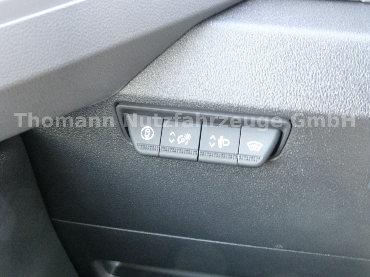Carrinha frigorífica Renault NEW Master Kühlkastenwagen Xarios 300 GH: foto 25