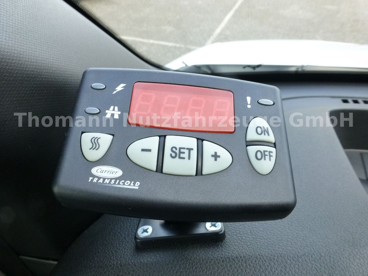 Carrinha frigorífica Renault NEW Master Kühlkastenwagen Xarios 300 GH: foto 22