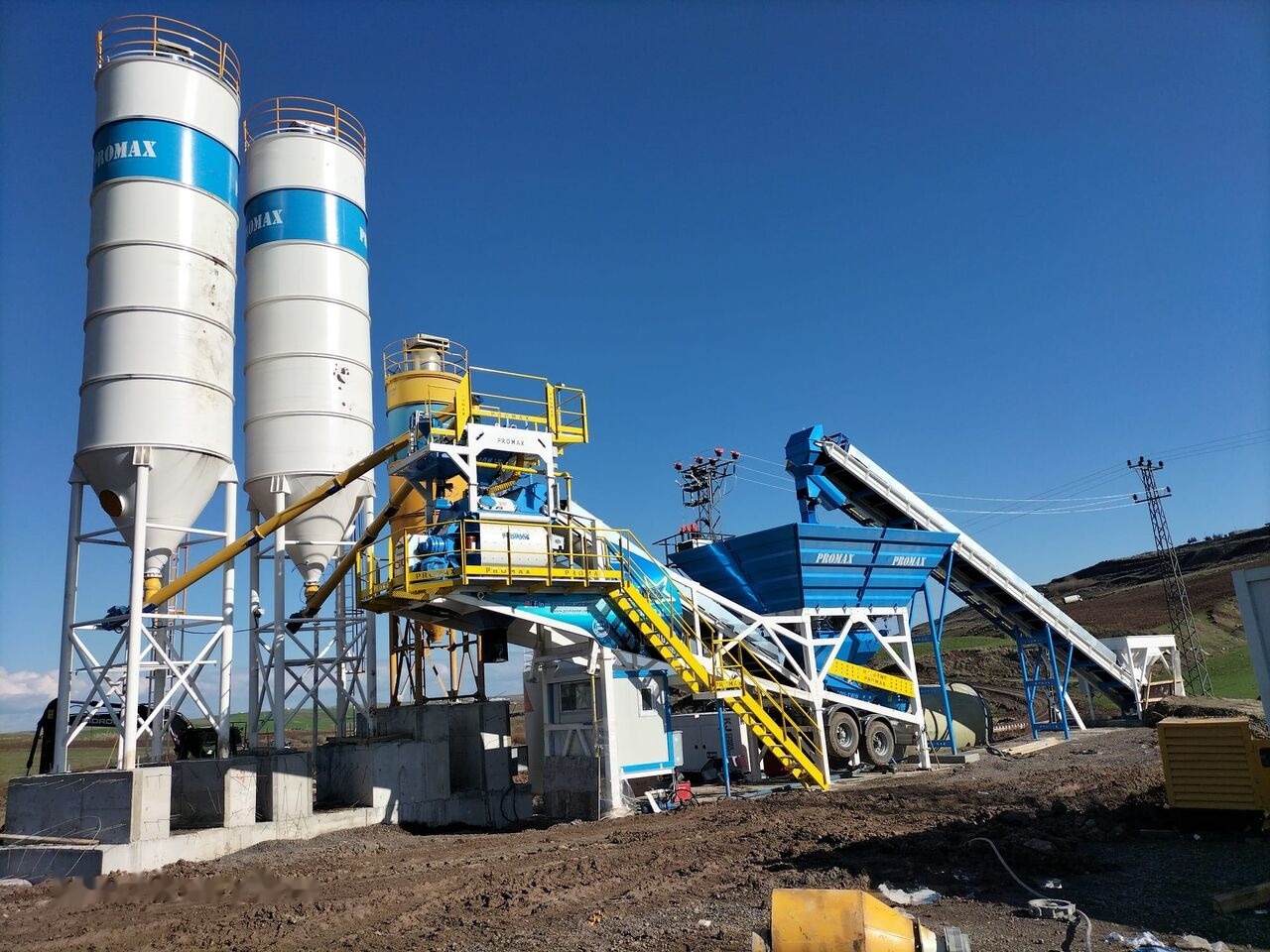 Promax Mobile Concrete Batching Plant PROMAX M100-TWN (100m³/h) - Usina de concreto: foto 3 Promax Mobile Concrete Batching Plant PROMAX M100-TWN (100m³/h) - Usina de concreto: foto 3