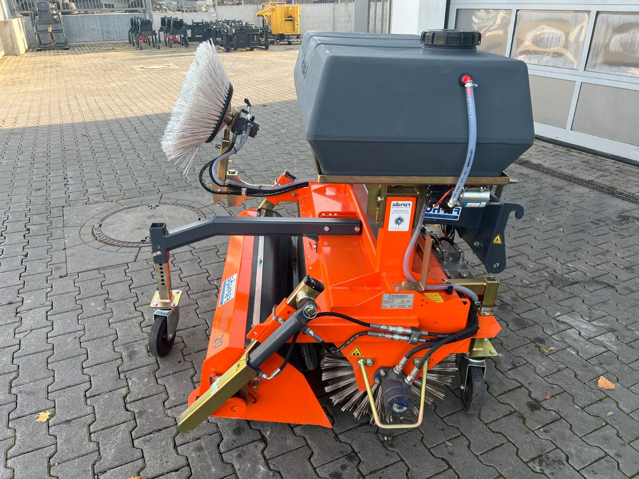 Bema 20 BK Kehrmaschine / Kramer 5040 / 2023 - Vassoura: foto 5 Bema 20 BK Kehrmaschine / Kramer 5040 / 2023 - Vassoura: foto 5