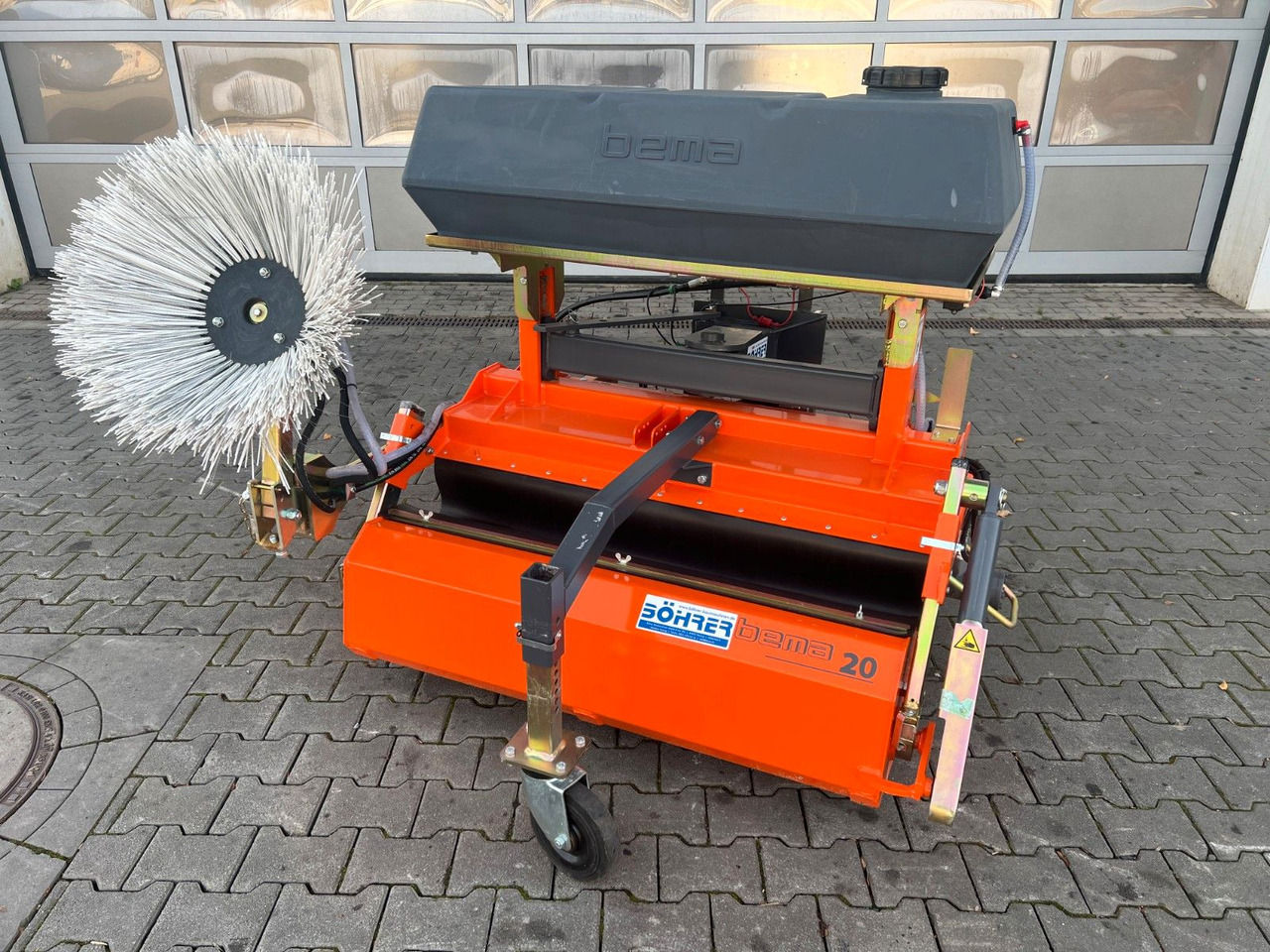 Bema 20 BK Kehrmaschine / Kramer 5040 / 2023 - Vassoura: foto 3 Bema 20 BK Kehrmaschine / Kramer 5040 / 2023 - Vassoura: foto 3