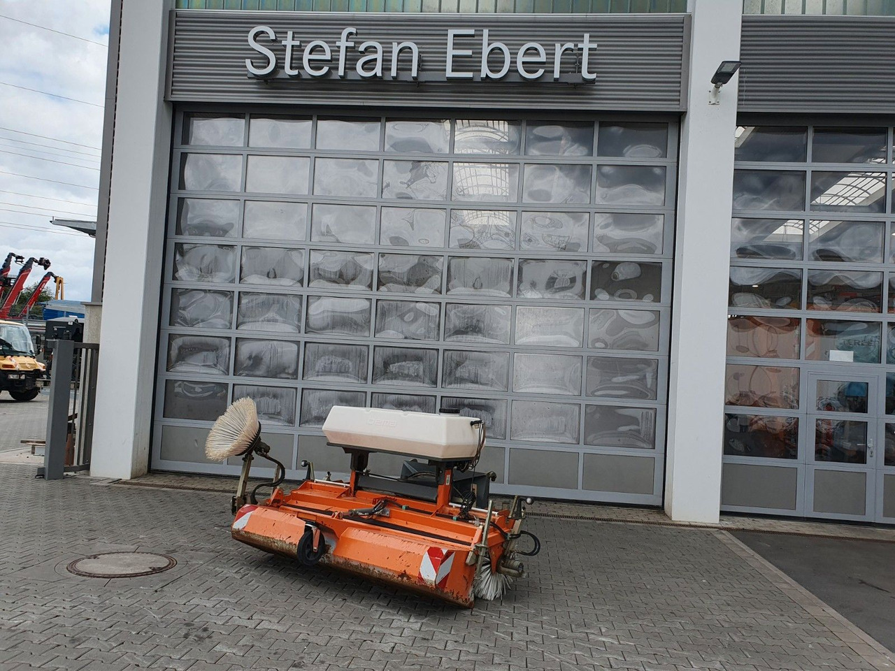 Bema 25 Dual Kehrmaschine / 2.050 mm / 2020 - Vassoura: foto 1 Bema 25 Dual Kehrmaschine / 2.050 mm / 2020 - Vassoura: foto 1