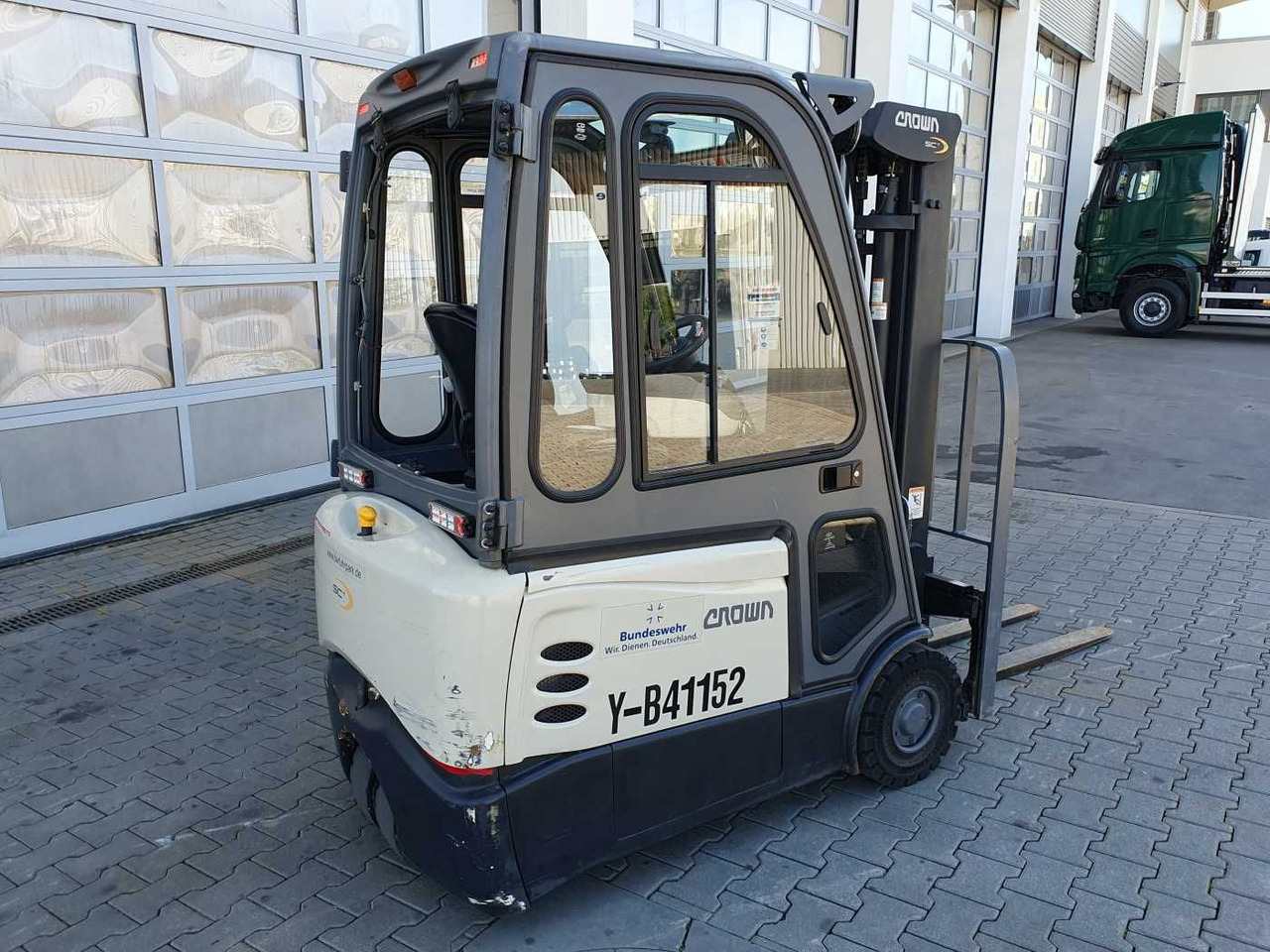 Crown SCT6020-1.3 /Triplex: 4.30m /Batterie 2020 - Empilhadeira elétrica: foto 3 Crown SCT6020-1.3 /Triplex: 4.30m /Batterie 2020 - Empilhadeira elétrica: foto 3