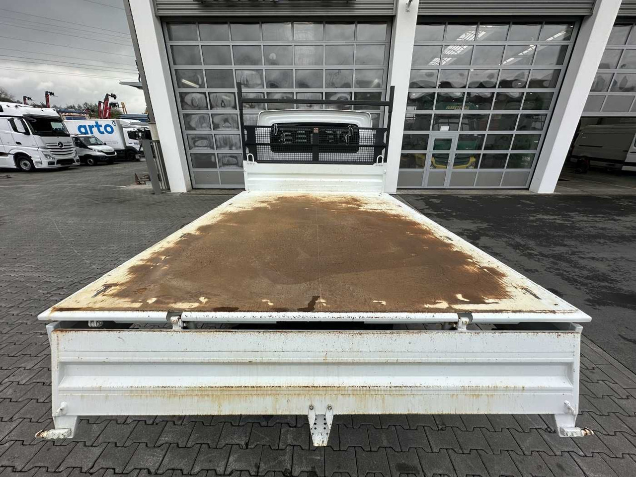 Iveco 70C18H 3-S.Kipper *R.3750mm*7Sitze*AHK* - Carrinha basculante: foto 5 Iveco 70C18H 3-S.Kipper *R.3750mm*7Sitze*AHK* - Carrinha basculante: foto 5