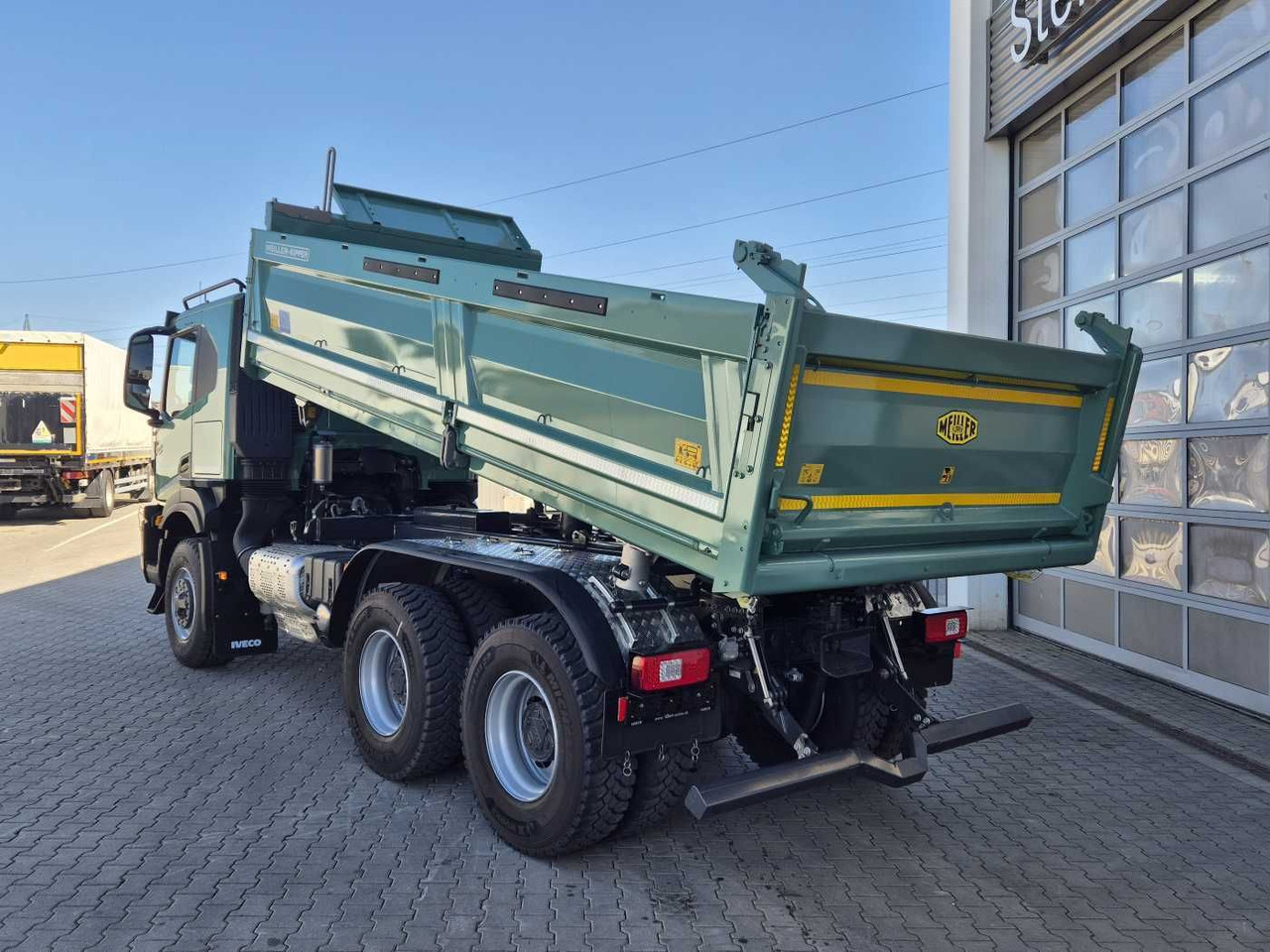 Iveco AT300X48Z HR OFF 6x4 Meiller-Kipper + Bordmatik - Camião basculante: foto 4 Iveco AT300X48Z HR OFF 6x4 Meiller-Kipper + Bordmatik - Camião basculante: foto 4