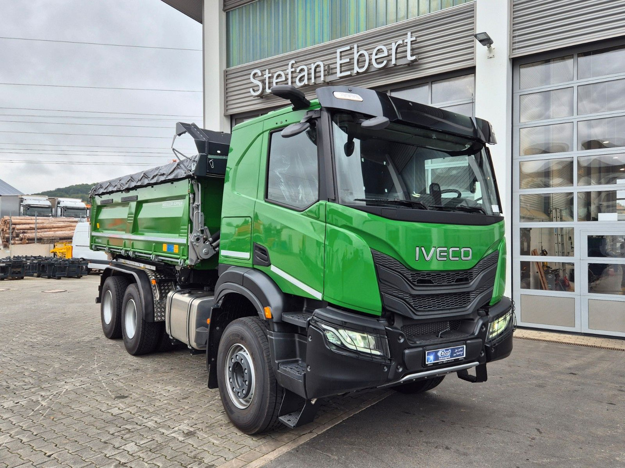 Iveco AT300X54Z HR OFF Bordmatik AHK Intarder - Camião basculante: foto 2 Iveco AT300X54Z HR OFF Bordmatik AHK Intarder - Camião basculante: foto 2