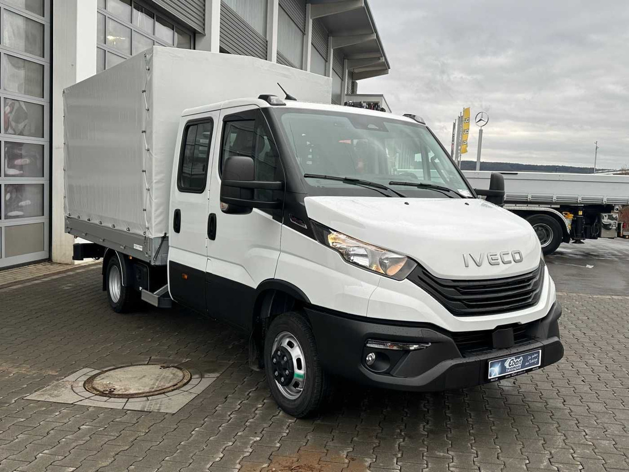 Iveco Daily 50C18H A8 DoKa *AHK*Automatik*7-Sitze* - Carrinha de caixa aberta, Carrinha cabine dupla: foto 3 Iveco Daily 50C18H A8 DoKa *AHK*Automatik*7-Sitze* - Carrinha de caixa aberta, Carrinha cabine dupla: foto 3