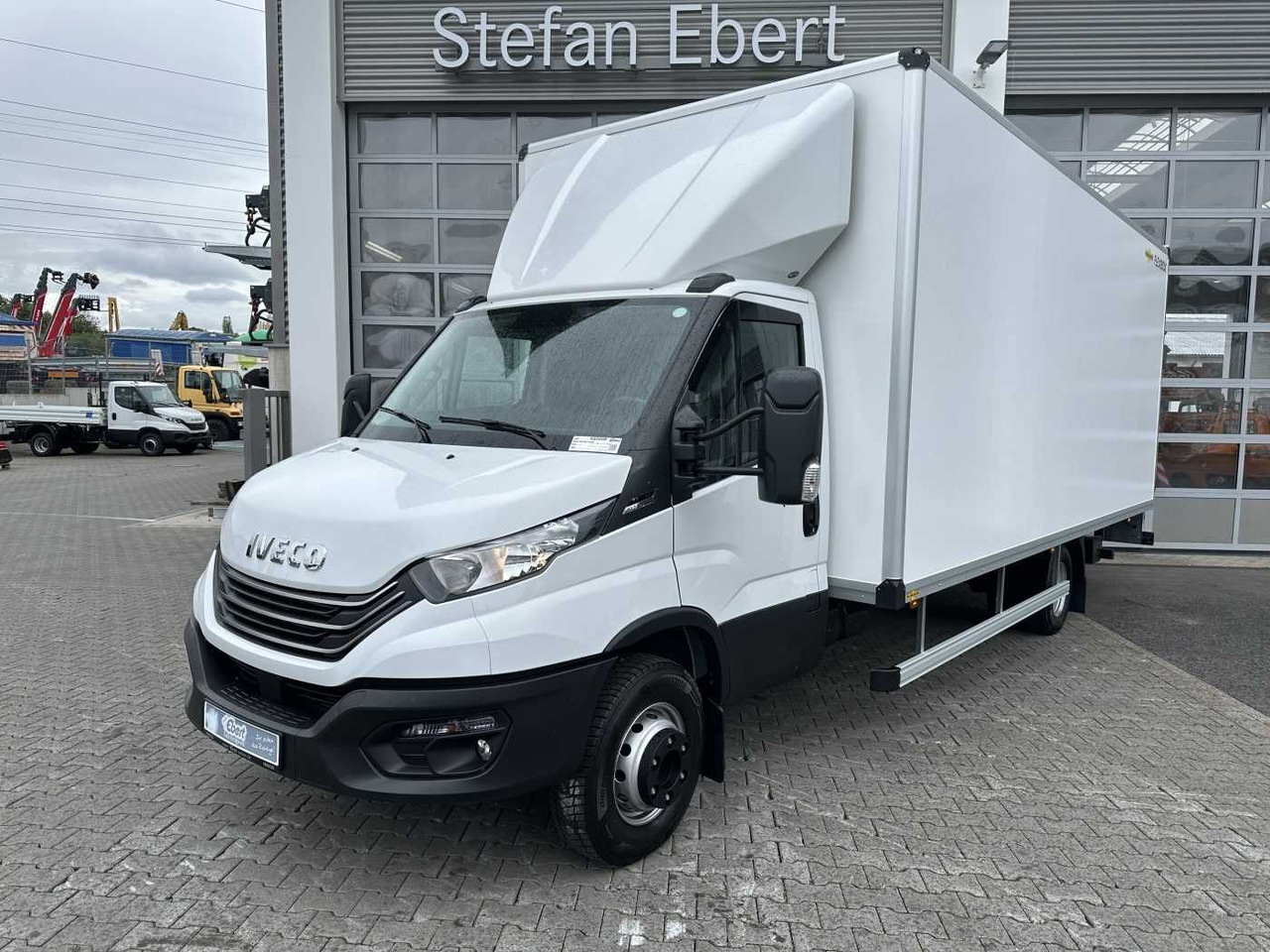 Iveco Daily 70C18 HA8 *R5.100mm*LBW*Luft*Automatik* - Carrinha de contentor: foto 1 Iveco Daily 70C18 HA8 *R5.100mm*LBW*Luft*Automatik* - Carrinha de contentor: foto 1