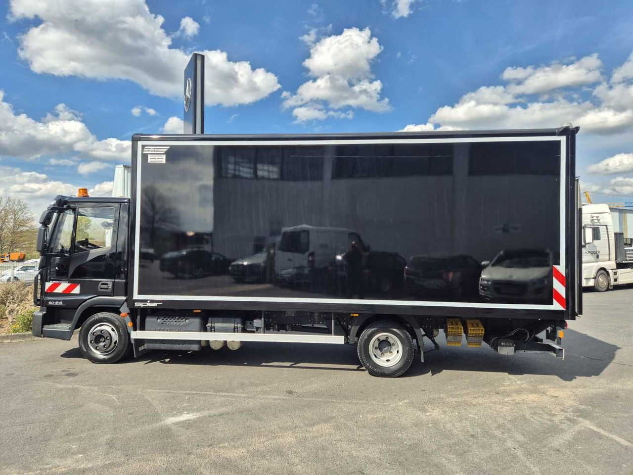 Iveco Eurocargo ML80E21/P LBW Bär 1.500kg 2x AHK - Carrinha de contentor: foto 3 Iveco Eurocargo ML80E21/P LBW Bär 1.500kg 2x AHK - Carrinha de contentor: foto 3