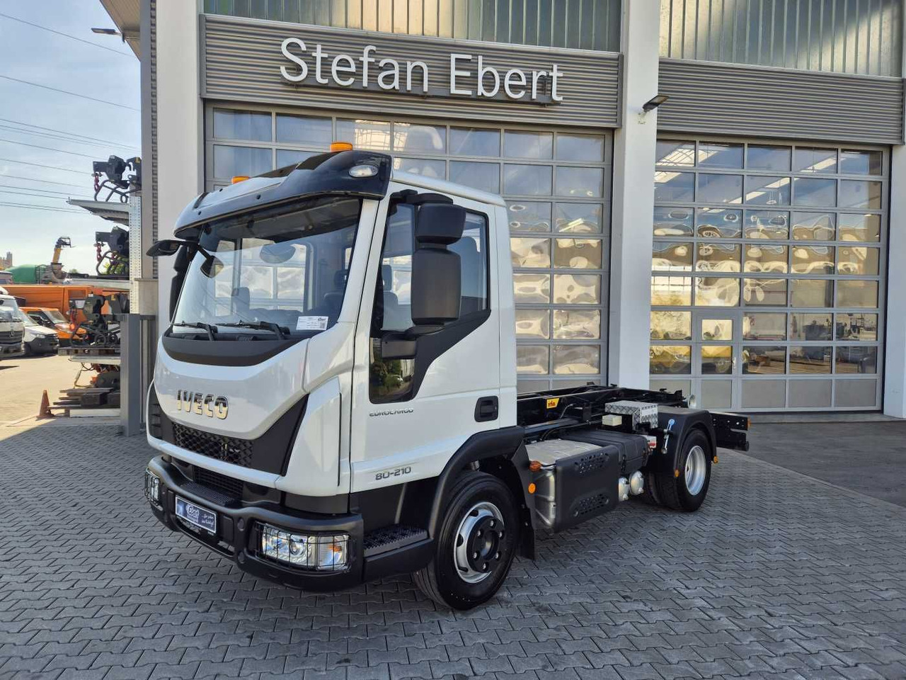 Iveco Eurocargo ML80E21K 4x2 Hyva 05-32-K-DIN-BF 2xAHK - Camião polibenne: foto 2 Iveco Eurocargo ML80E21K 4x2 Hyva 05-32-K-DIN-BF 2xAHK - Camião polibenne: foto 2