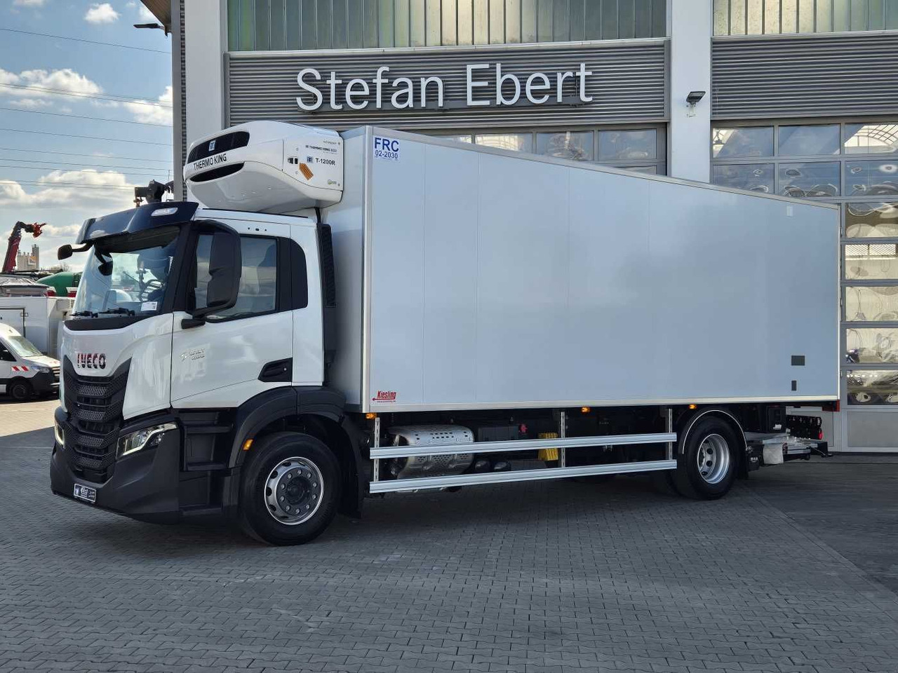 Iveco S-Way AD190S40/FP ThermoKing T-1200R LBW Tür AHK - Camião frigorífico: foto 2 Iveco S-Way AD190S40/FP ThermoKing T-1200R LBW Tür AHK - Camião frigorífico: foto 2