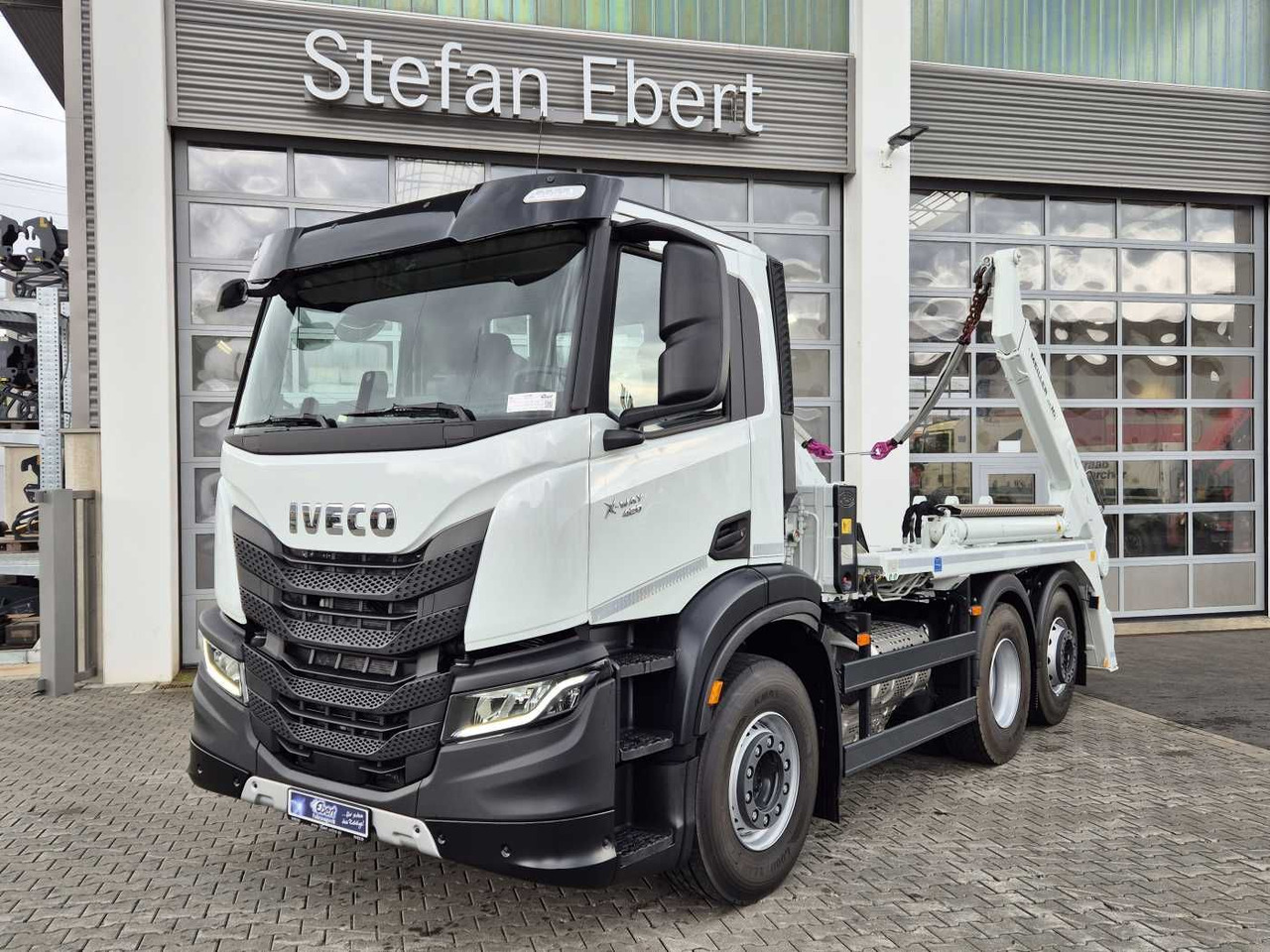 Iveco X-Way AD280X42Y/PS 6x2 Meiller 16. T Funk Lift - Camião basculante: foto 2 Iveco X-Way AD280X42Y/PS 6x2 Meiller 16. T Funk Lift - Camião basculante: foto 2