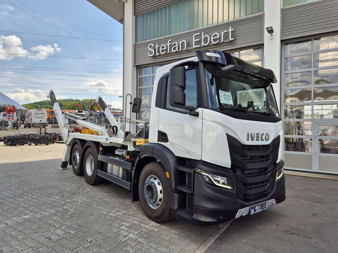 Iveco X-Way AD280X42Y/PS Meiller AK 16.T Funk Intarder - Camião basculante: foto 1 Iveco X-Way AD280X42Y/PS Meiller AK 16.T Funk Intarder - Camião basculante: foto 1