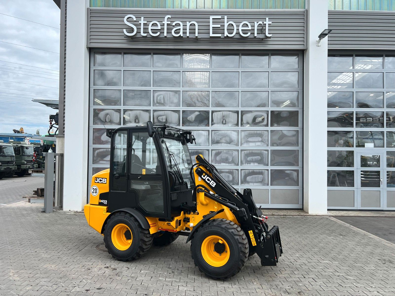 JCB 403 Plus / Neufahrzeug / 2025 / Gabel / Schaufel - Pá carregadora de rodas: foto 1 JCB 403 Plus / Neufahrzeug / 2025 / Gabel / Schaufel - Pá carregadora de rodas: foto 1