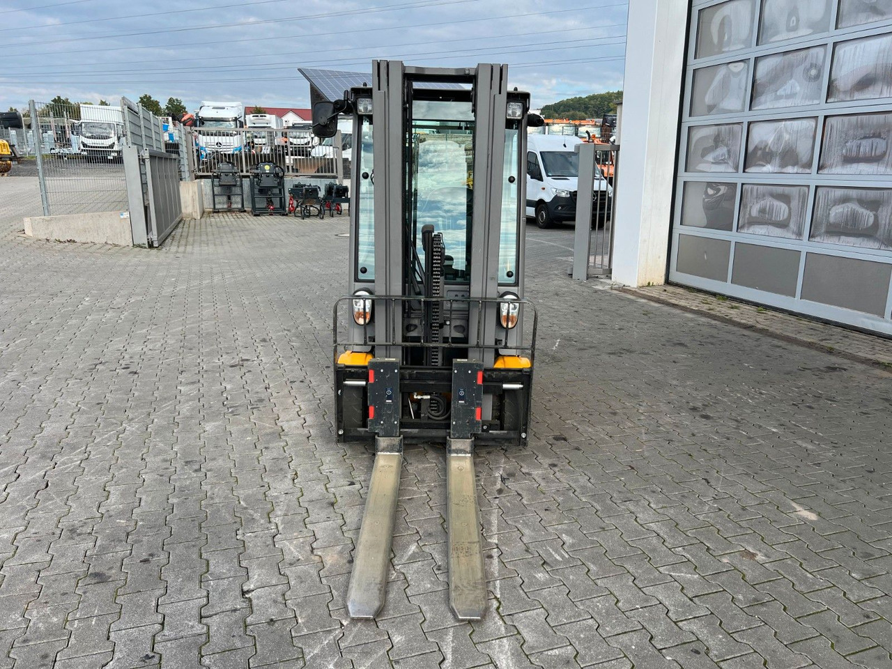 Leasing de  Jungheinrich EFG 215 / Triplex: 4.25m! / SS / 1.573h / 2024 Jungheinrich EFG 215 / Triplex: 4.25m! / SS / 1.573h / 2024: foto 9