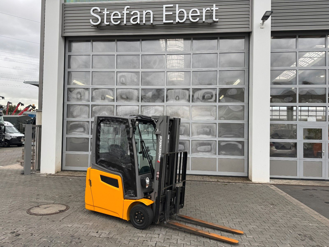 Jungheinrich EFG 215 / Triplex: 4.25m! / SS / nur 2.819h! - Empilhadeira elétrica: foto 1 Jungheinrich EFG 215 / Triplex: 4.25m! / SS / nur 2.819h! - Empilhadeira elétrica: foto 1
