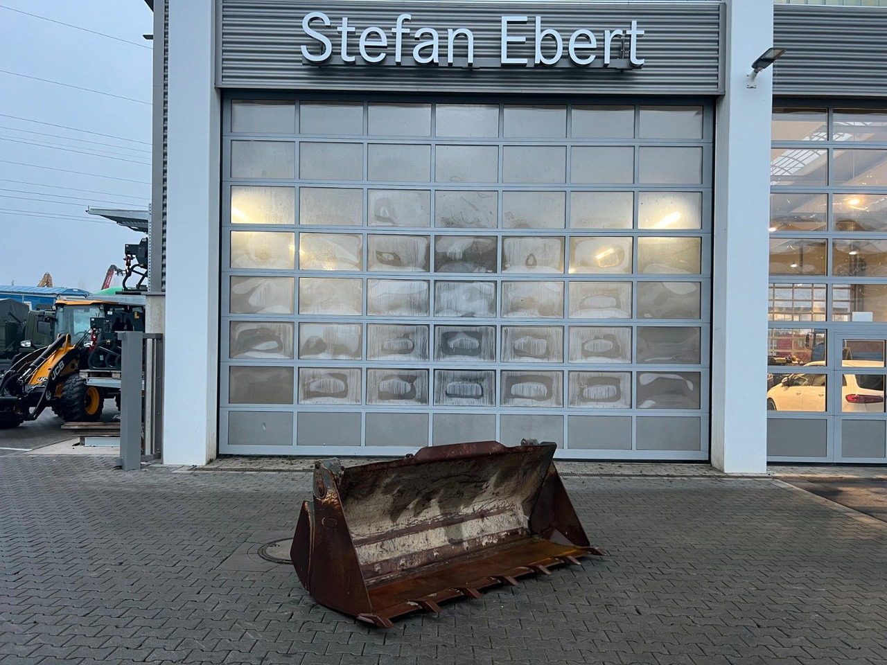 Klappschaufel / Zettelmeyer / Volvo CAT JCB - Balde para carregadeiras: foto 1 Klappschaufel / Zettelmeyer / Volvo CAT JCB - Balde para carregadeiras: foto 1