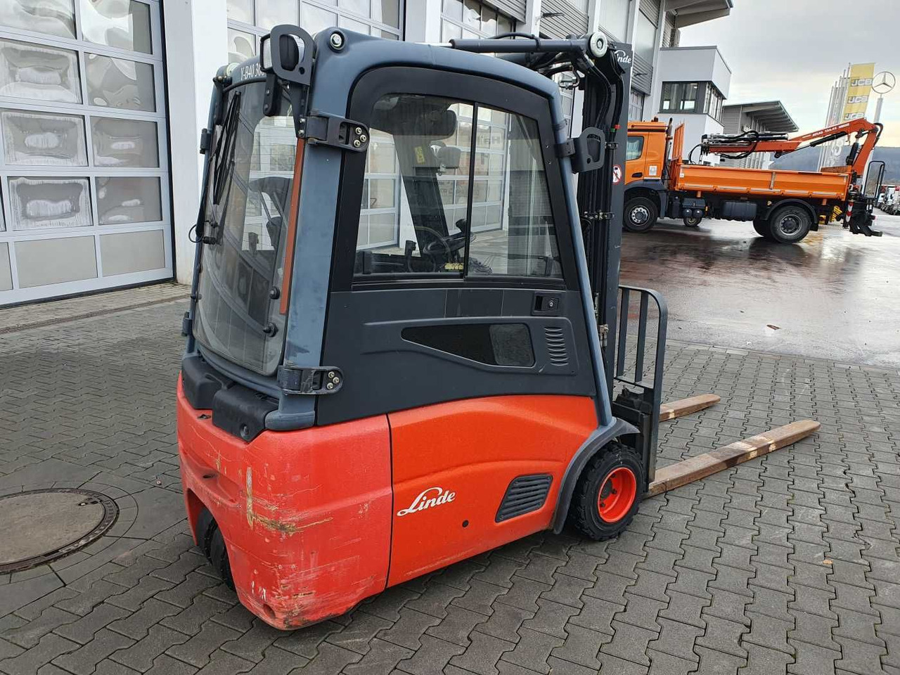 Linde E18 - 01 / Triplex: 4.50m! / SS / nur 5.672h! - Empilhadeira elétrica: foto 4 Linde E18 - 01 / Triplex: 4.50m! / SS / nur 5.672h! - Empilhadeira elétrica: foto 4